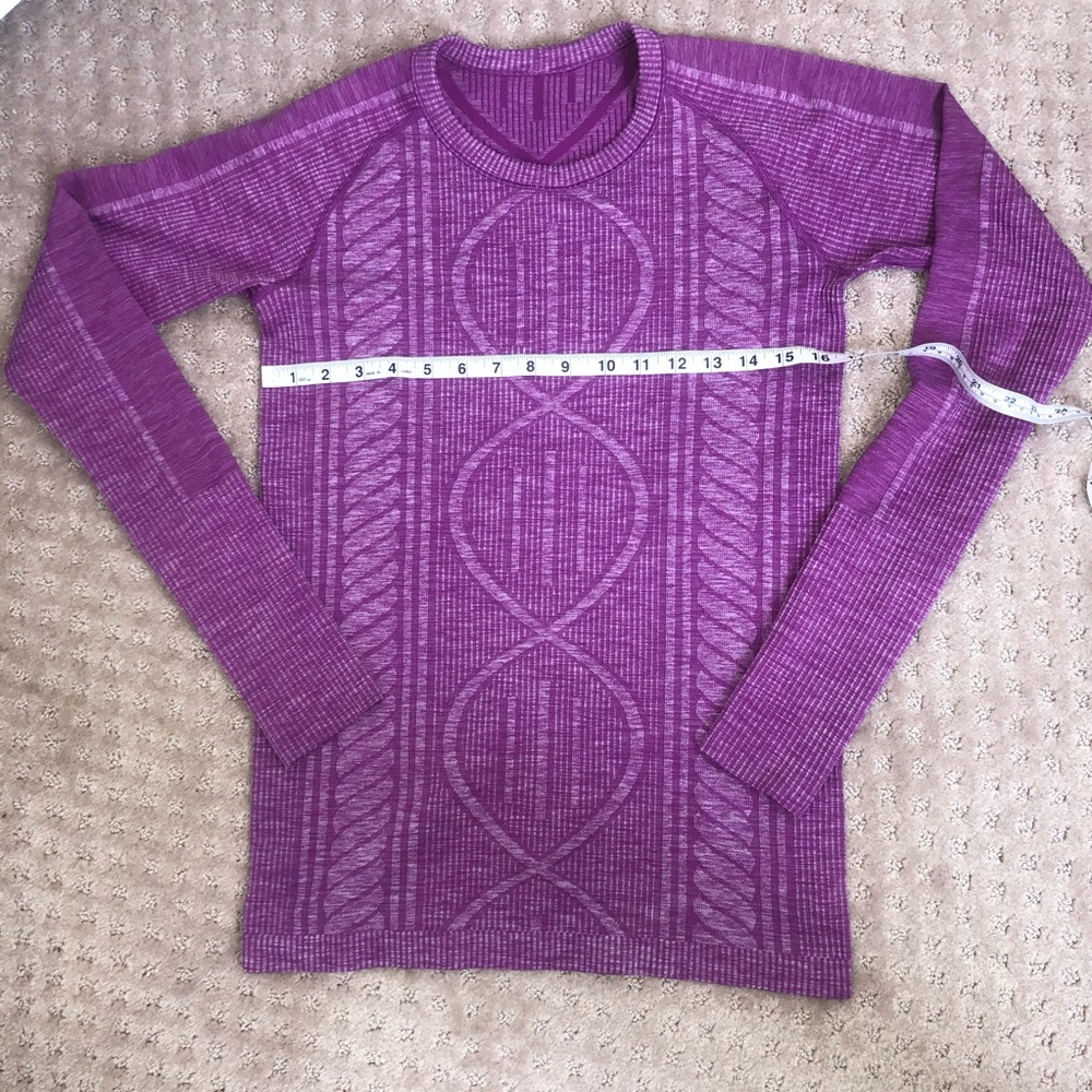 ❌ SOLD ❌ Lululemon long sleeve - Picture 4 of 6